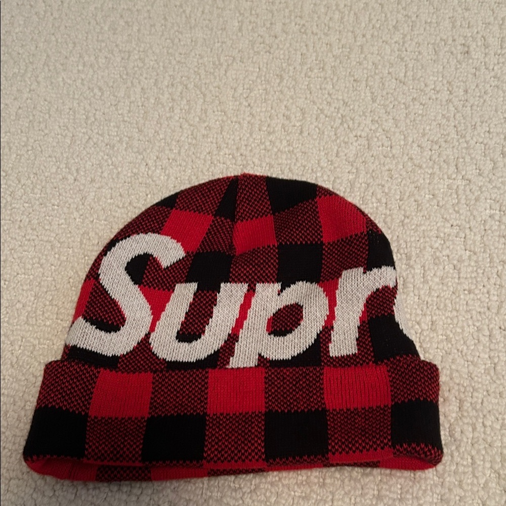 Supreme Tartan Red and Black Toque